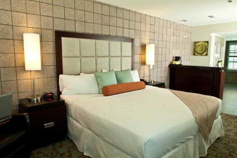 Best Western Plus Sundial Scottsdale Room photo
