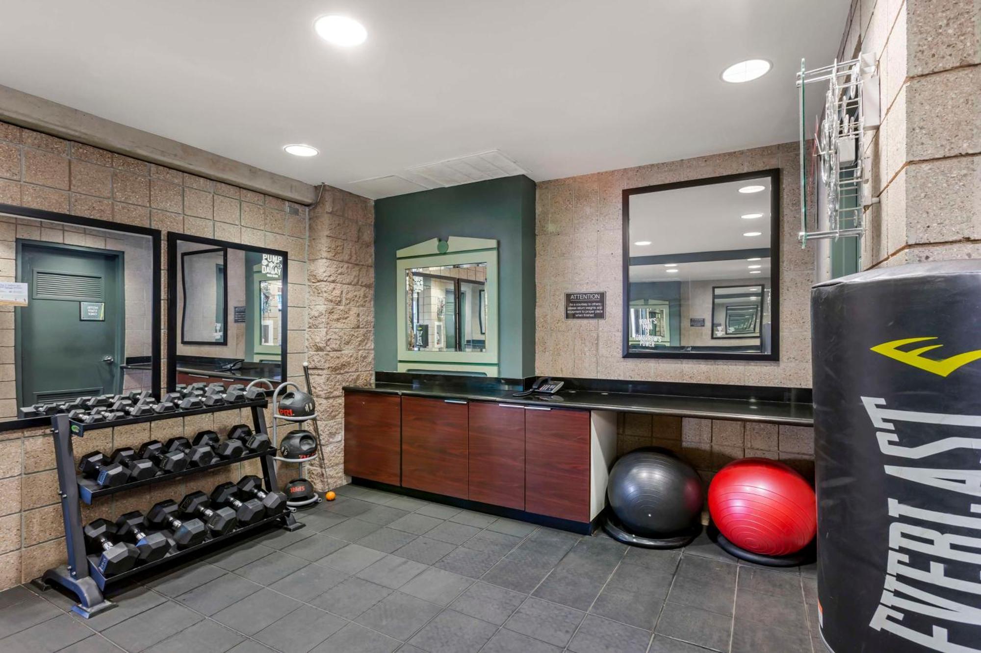 Best Western Plus Sundial Scottsdale Exterior photo