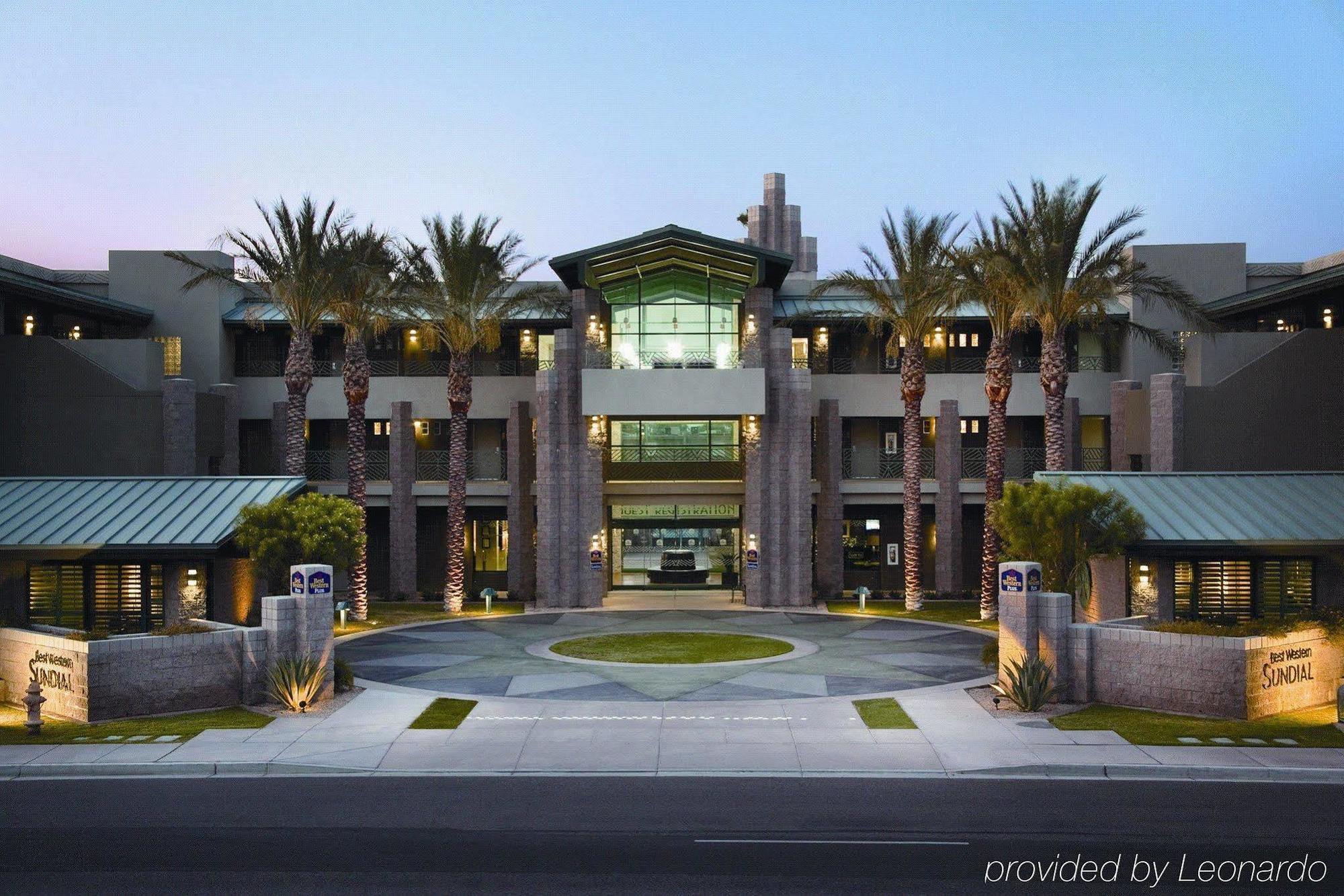 Best Western Plus Sundial Scottsdale Exterior photo