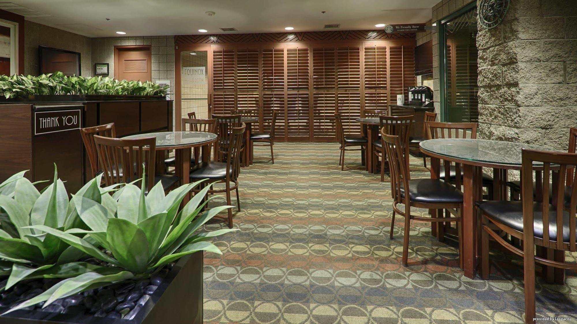 Best Western Plus Sundial Scottsdale Exterior photo